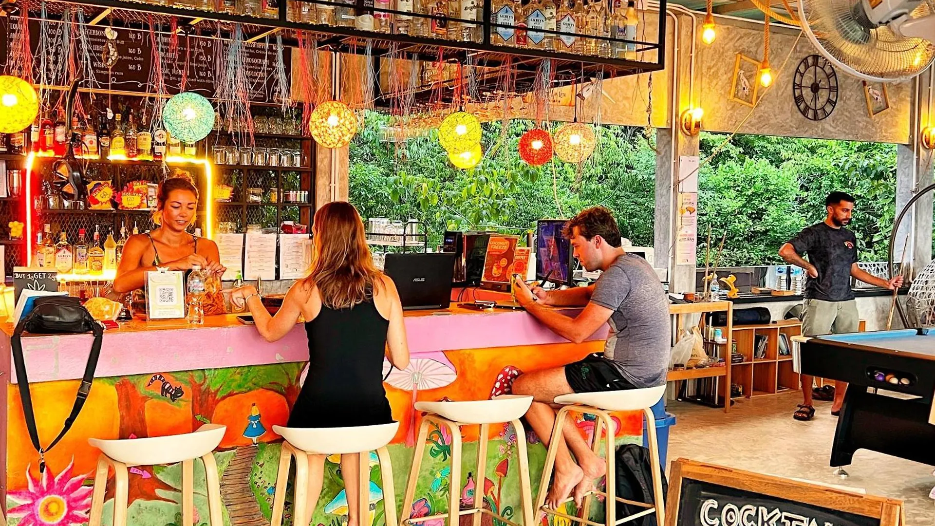 Wonderland Jungle Hostel Koh Tao
