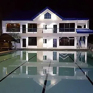 *** Resort Woodland Philippines
